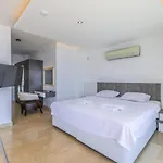 Vila Luxury Very Close To Beach, Amazing Sea Views, Heated Salt-water Pool *