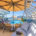 Luxury Very Close To Beach, Amazing Sea Views, Heated Salt-water Pool Villa