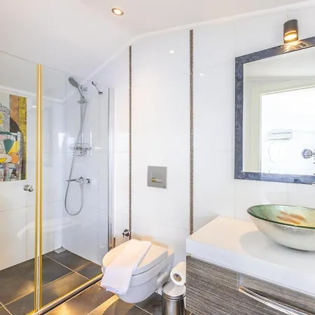Luxury Very Close To Beach, Amazing Sea Views, Heated Salt-water Pool Вілла *